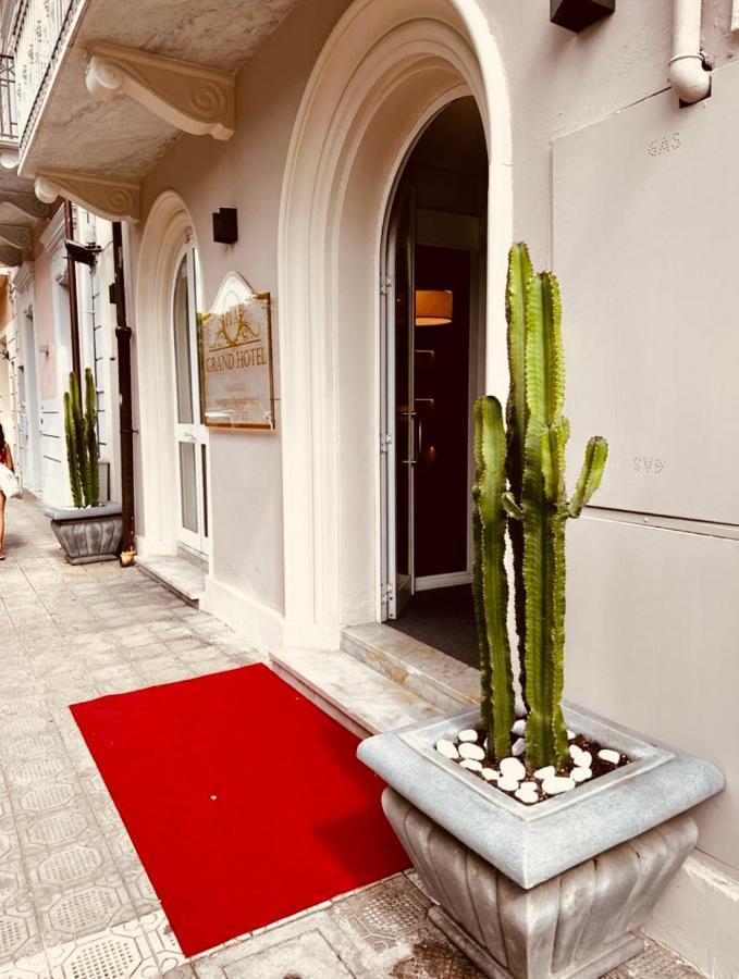 Pfa Hotel ヴィアレッジョ エクステリア 写真